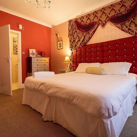 Hotel Rouge Blackpool Bagian luar foto