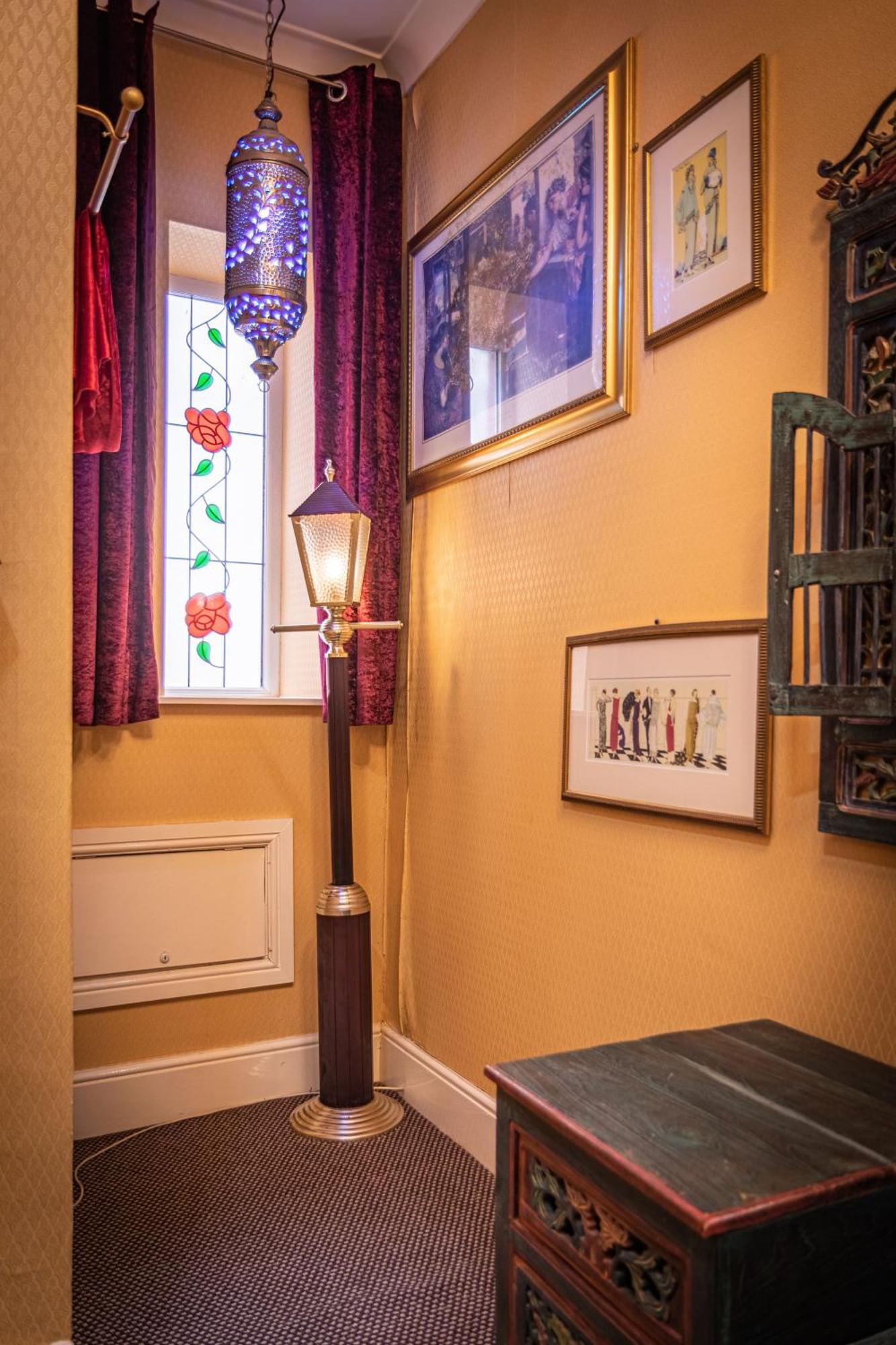 Hotel Rouge Blackpool Bagian luar foto