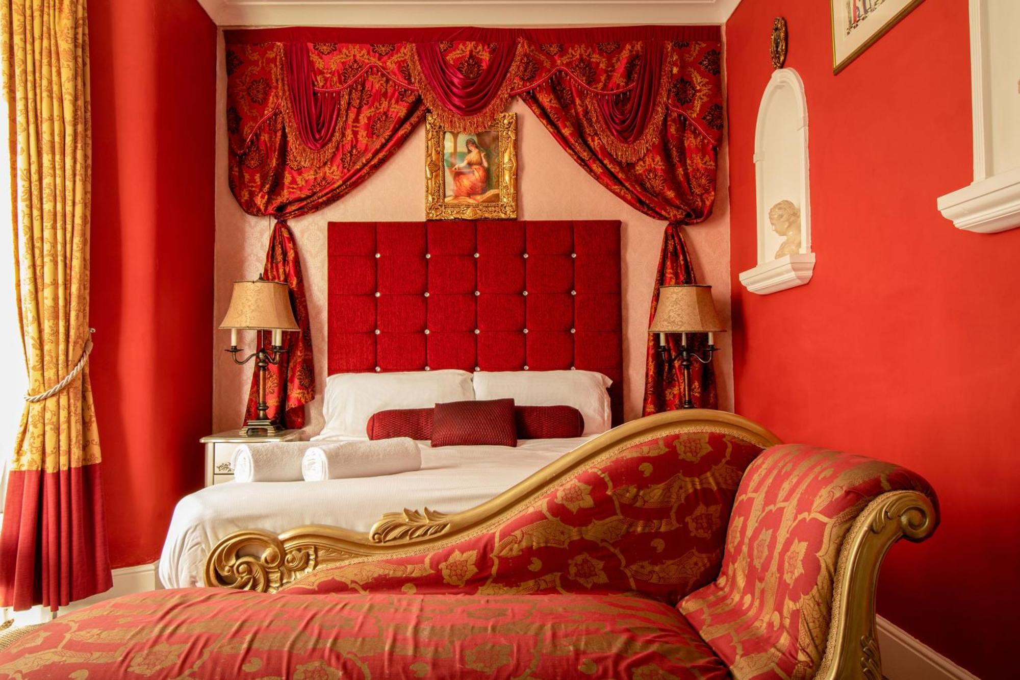 Hotel Rouge Blackpool Bagian luar foto