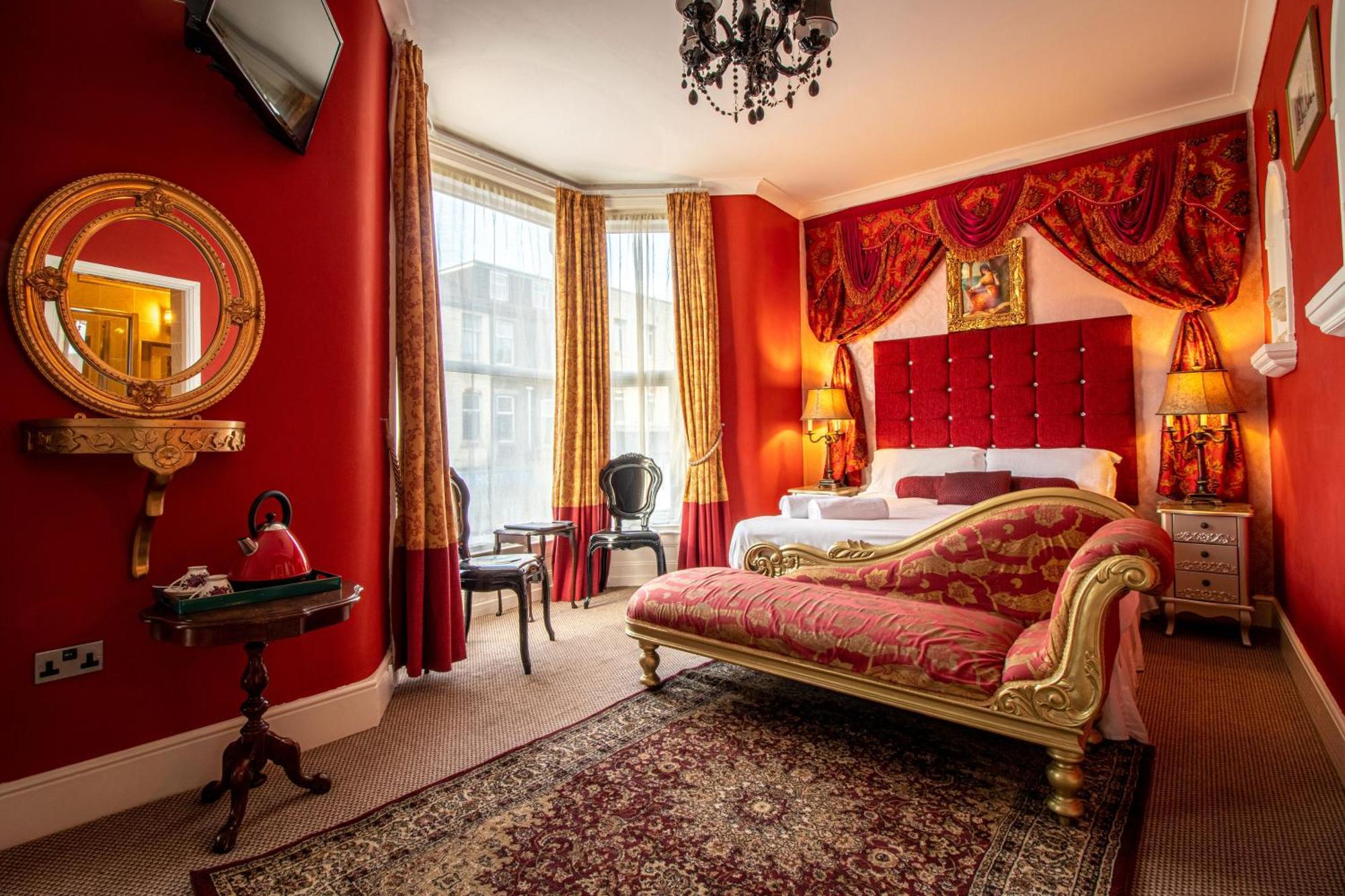 Hotel Rouge Blackpool Bagian luar foto